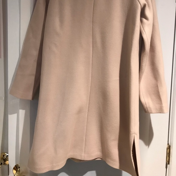 Coat - Picture 4 of 5